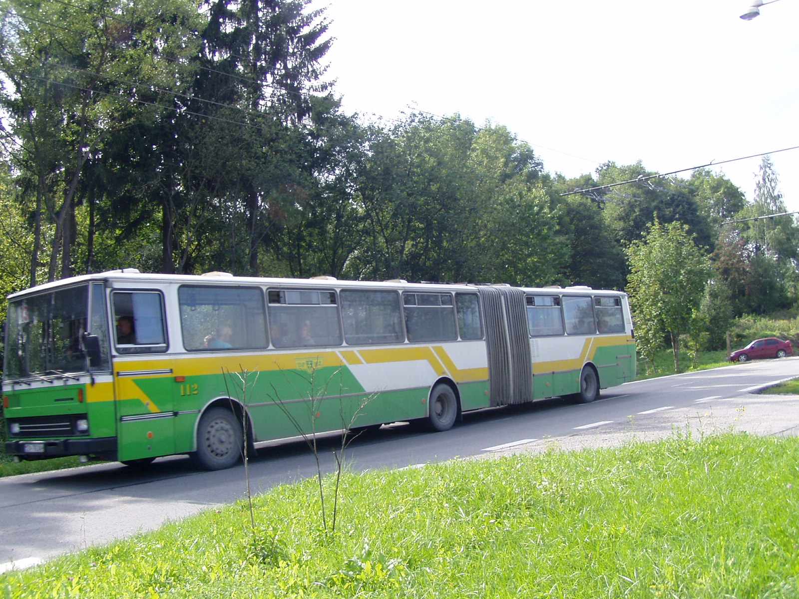 autob112 na L.13.JPG
